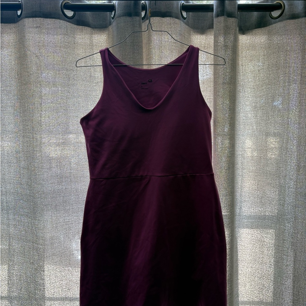 Sleeveless V-Neck Women’s Dress in Deep Plum